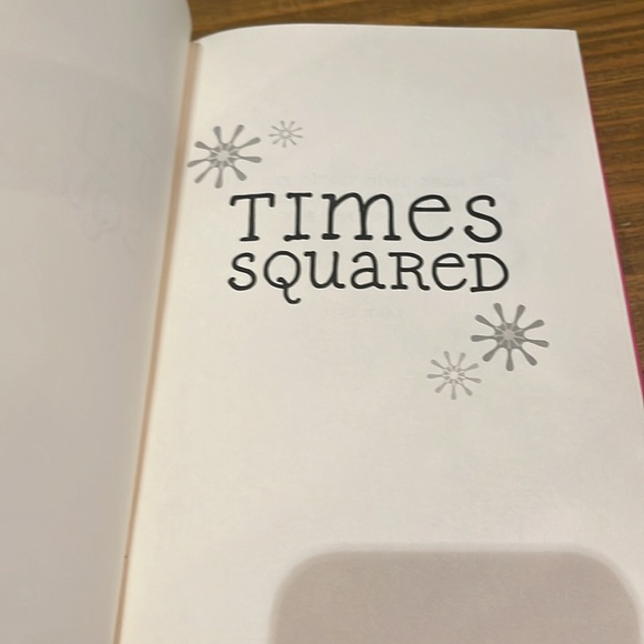 Tween Books - Lot of 4 - Picture 10 of 16